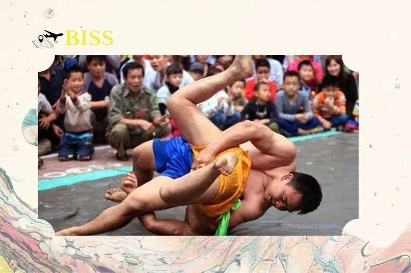 Đấu vật, đánh cờ người, thể hiện tinh thần thượng võ