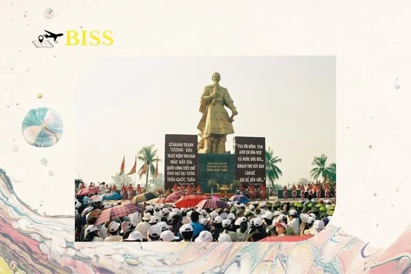 Những điều cần biết khi tham quan tượng đài Trần Hưng Đạo