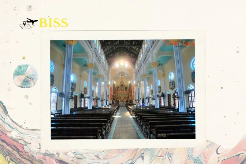 Trải nghiệm khi tham quan Nhà thờ Phương Chính